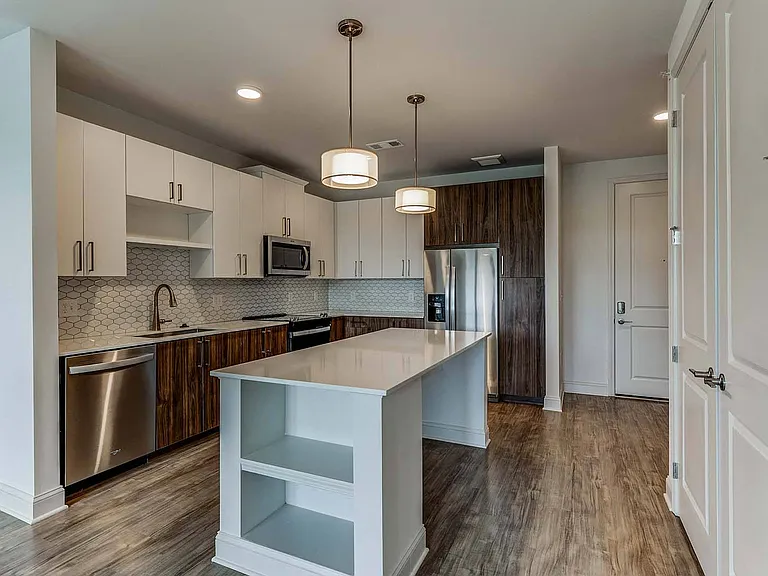 The Heights at Ridgewalk Townhomes & Apartments — Photo 21