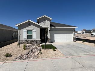 2091 Meteor Dr, Las Cruces, NM 88012