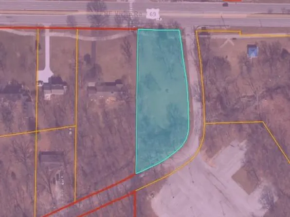 1021 NE Vivion Rd, Kansas City, MO 64118