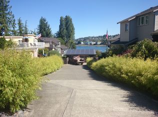 3744 W Commodore Way, Seattle, WA 98199