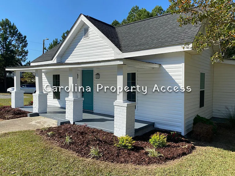 2928 Evans Rd — Photo 2