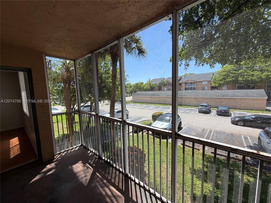 4015 W McNab Rd APT D209, photo 5