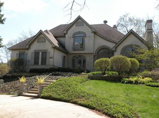 2009 Hitchcock Ave, Lisle, IL