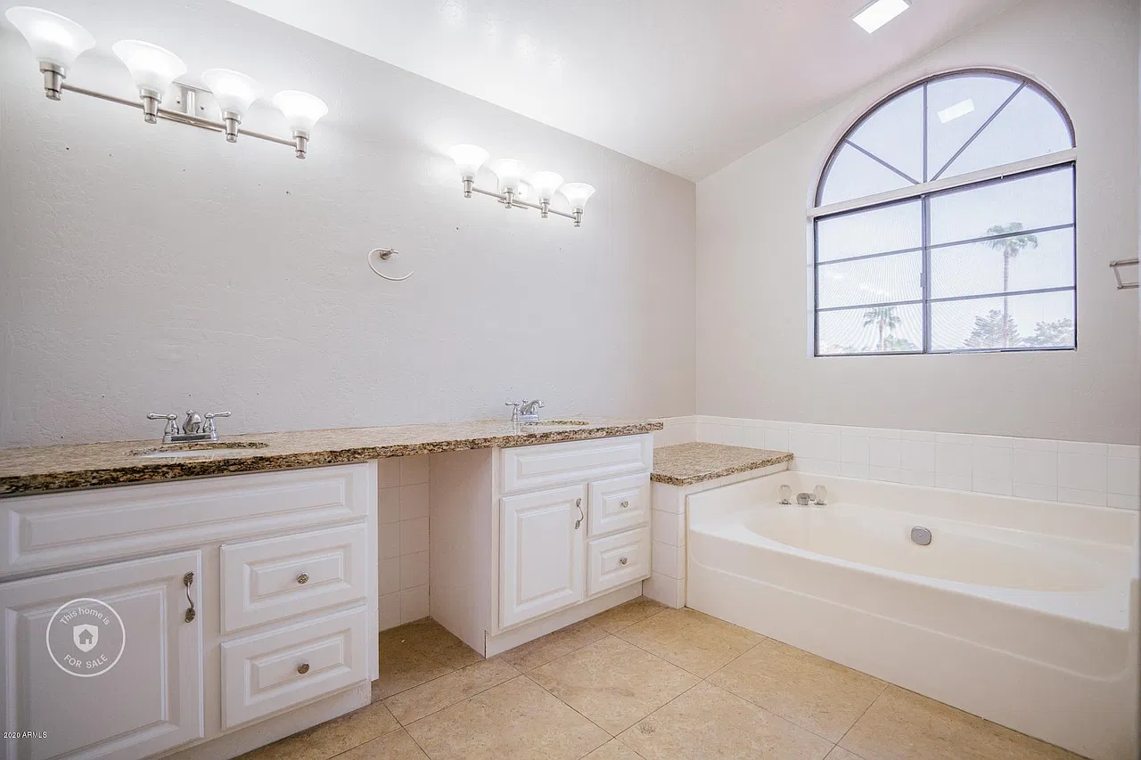 3 bed, 1500 sqft, $2,250 — Photo 4