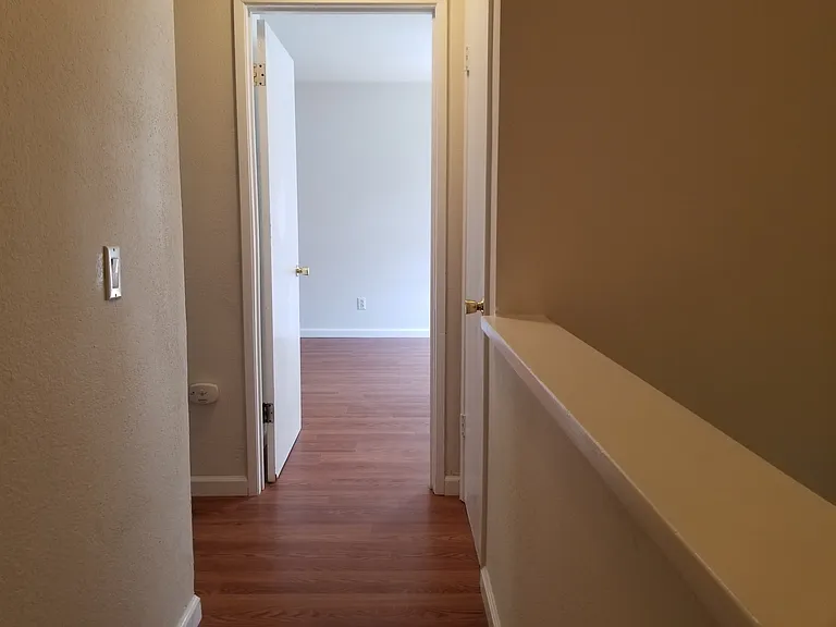 363 Occidental Cir — Photo 15