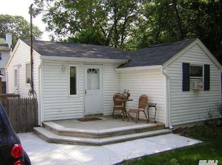 140 Dakota St, Ronkonkoma, NY 11779