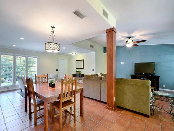 4th image of 3903 Dry Creek Dr