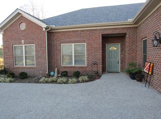 2021 Berry Hill Dr, Frankfort, KY