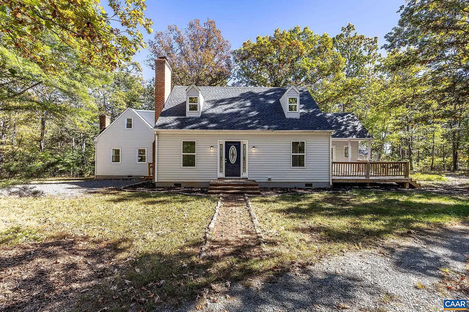 5 bed, 2301 sqft, $3,950 — Photo 1