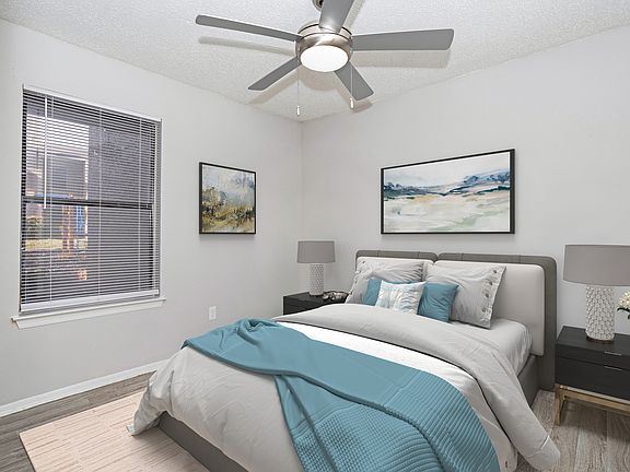 3rd image of 4753 Duncanville Rd #703