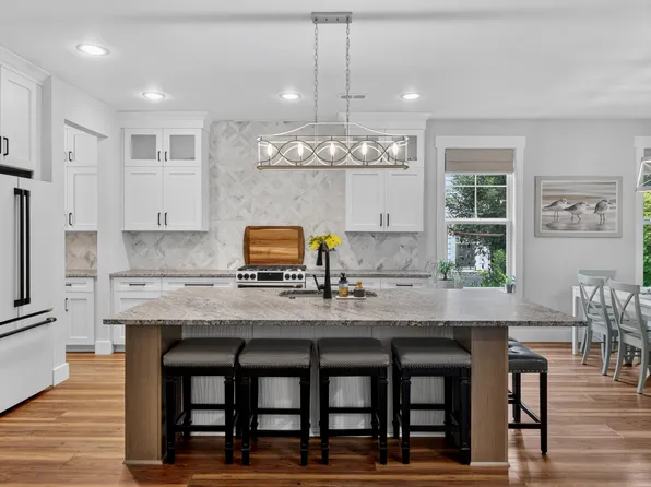 2580 Larch Ln, Mount Pleasant, SC 29466