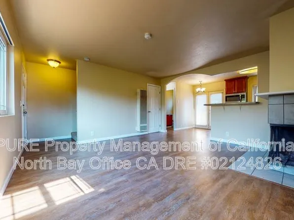 8045 Beverly Dr APT 12, Rohnert Park, CA 94928