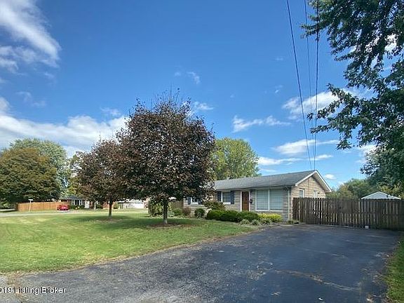 2nd image of 8009 Mimosa Dr