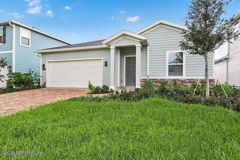 4 bed, 2.5 bath, 2257 sqft, $2,395 — Photo 4
