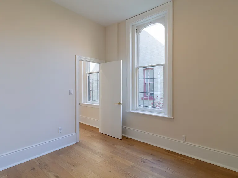 17 N Pearl St #2 — Photo 26