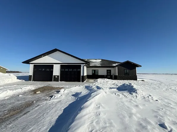 19330 138th Ave NE, Thief River Falls, MN 56701