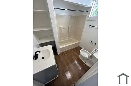 512 Carothers Ave #2 Photo 1