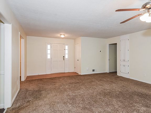 5th image of 1878 Kelvin Dr