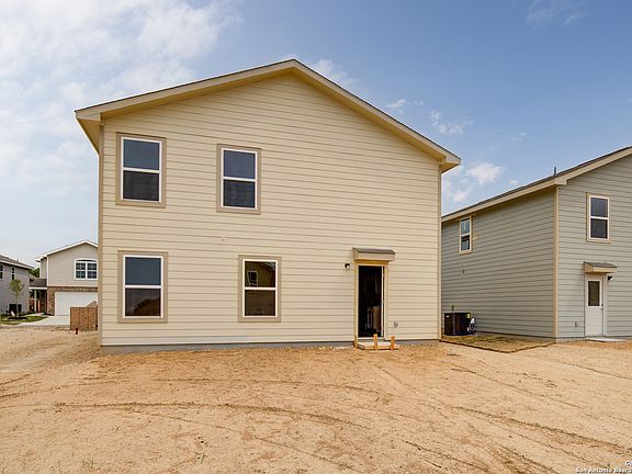 4th image of 2214 Dry Moss Way