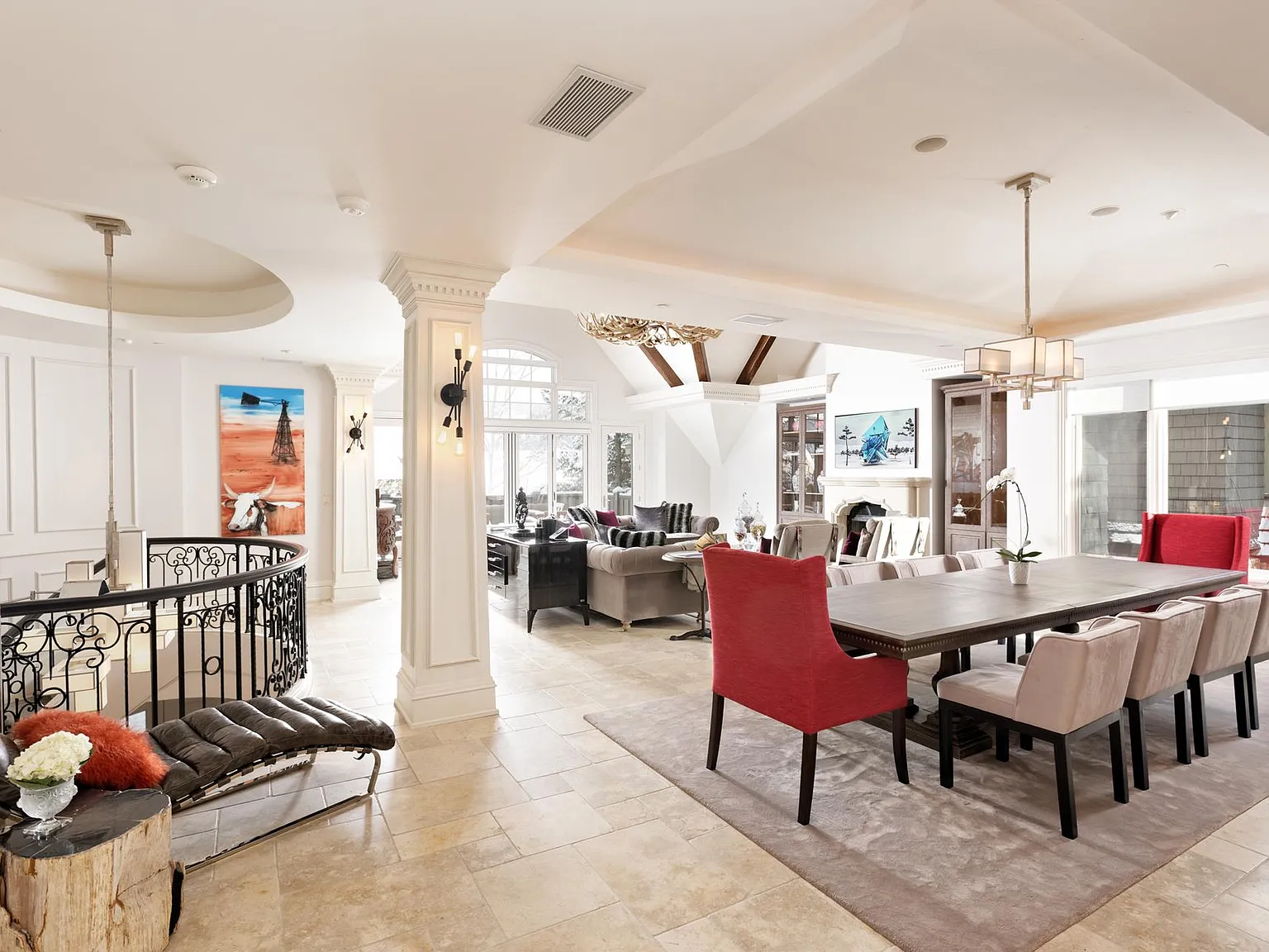 5 bed, 4.5 bath, 4633 sqft, $75,000 — Photo 3