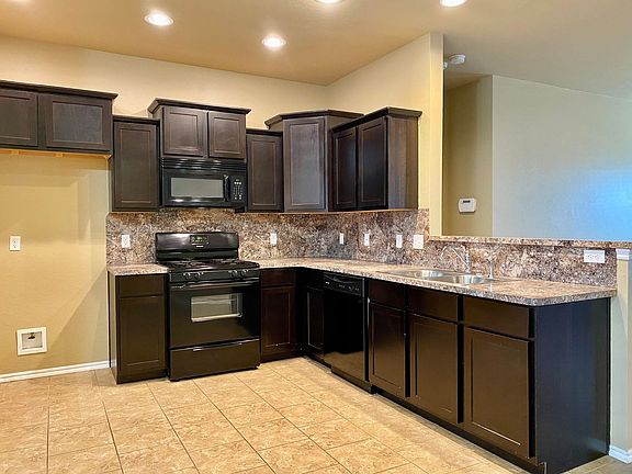 5th image of 13113 Beekman Dr