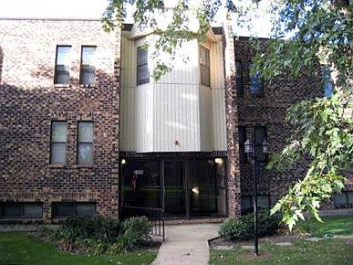 1st image of 2208 Country Club Dr #28-11A