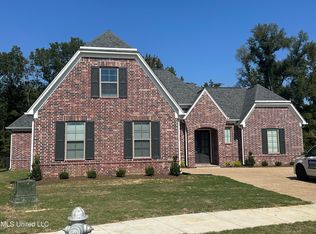 2969 Piper Cv, Nesbit, MS 38651