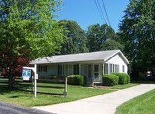 914 Edgewood Rd, Edgewater, MD 21037