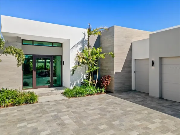 30 The Isles, Dorado, PR 00646