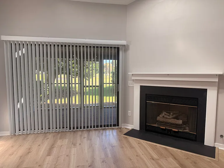 5910 Chester St — Photo 8
