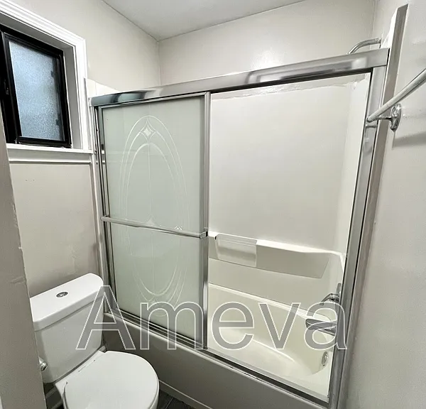 755 Saint Charles Ave NE #10 — Photo 7
