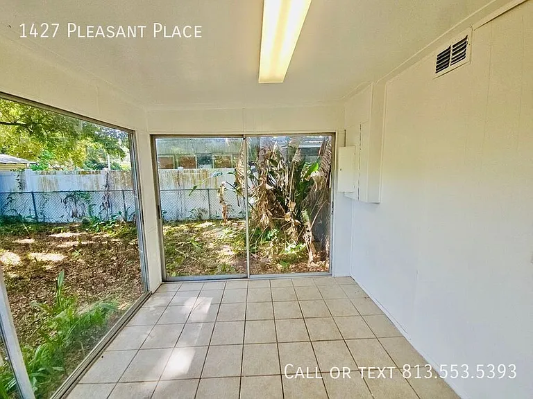 1427 Pleasant Pl — Photo 25