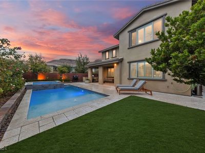 5912 Glory Heights Dr, Las Vegas, NV, 89135