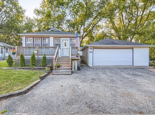 42236 N Lakeview Dr, Antioch, IL 60002