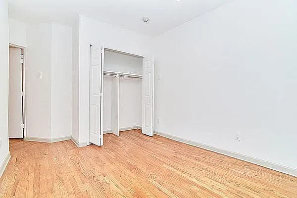 Rented by Living New York | media 10