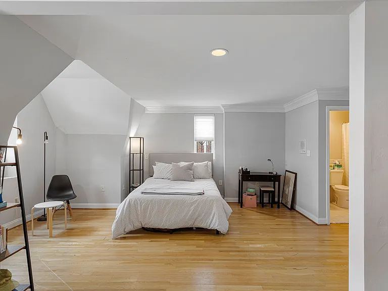 1926 11th St NW — Photo 19