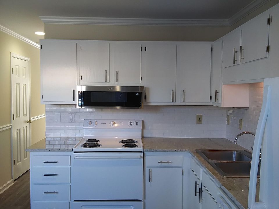 1st image of 1412 Camp Rd APT A