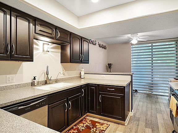 4th image of 4997 Chuckleberry Ln