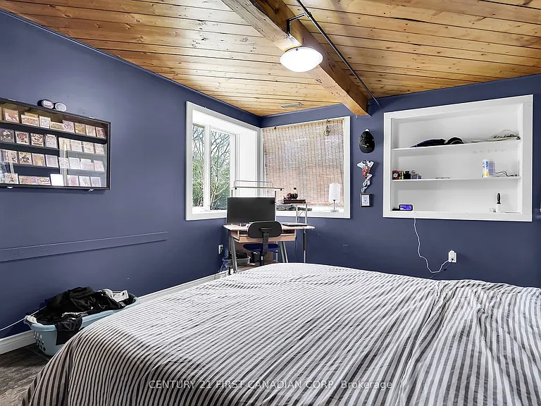 23992 Denfield Rd — Photo 28