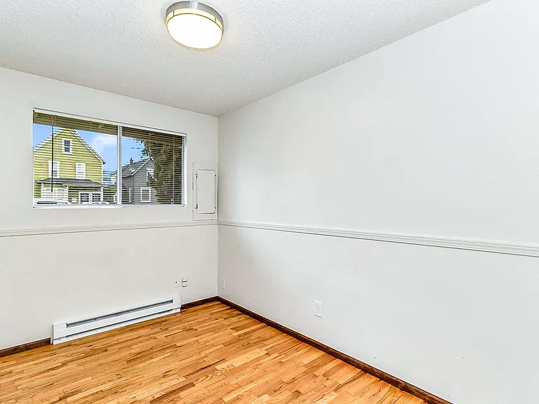 123 Maple Ave — Photo 4