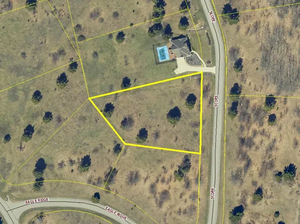 N Slope Dr #120, Onekama, MI 49675