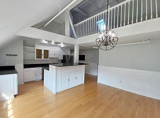 130 Centre St APT HB-201, Danvers, MA 01923