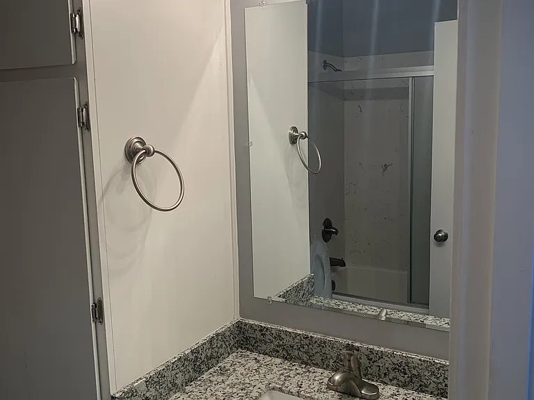 491 Courtland Dr #5 — Photo 14