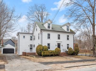 64 North St, Georgetown, MA 01833