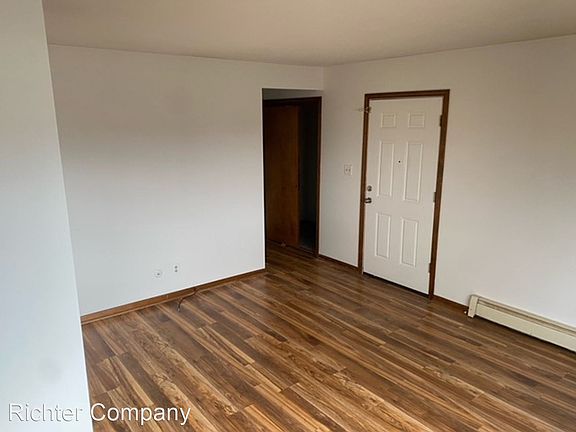 3rd image of 84 S 1st St NE APT 2