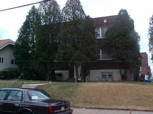 1220 Friendship St, Philadelphia, PA 19111