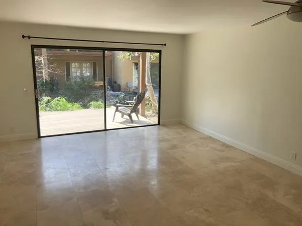 124 Orange Blossom #104, Irvine, CA 92618