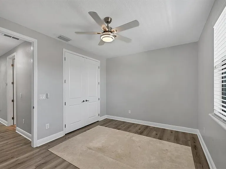 6104 Champions Row St — Photo 41