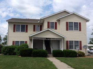 201 Stonewall Ct APT 3, Nappanee, IN 46550