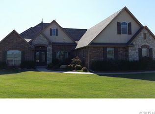 19496 Pecan Ridge Ct, Claremore, OK 74017